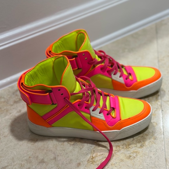New - Gucci Woman’s Signature High Top \'Fluo Matt\' 
Size 39